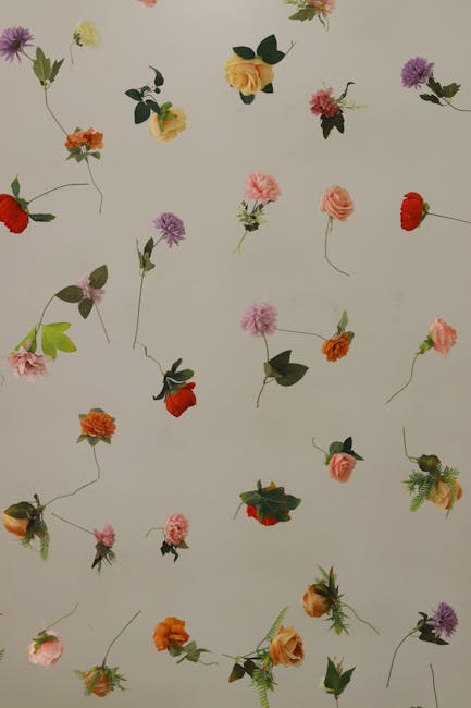 Flowers & Plants - Seamless floral pattern featuring colorful flowe #27383999